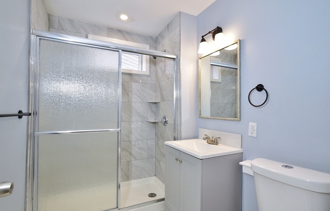 3 beds, 1 bath, 1,175 sqft, $3,100, Unit 2