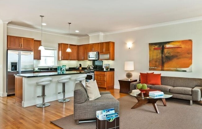Elegant 2BR Top Floor Penthouse Condo in Prime Nob Hill with 2 Car Garage!