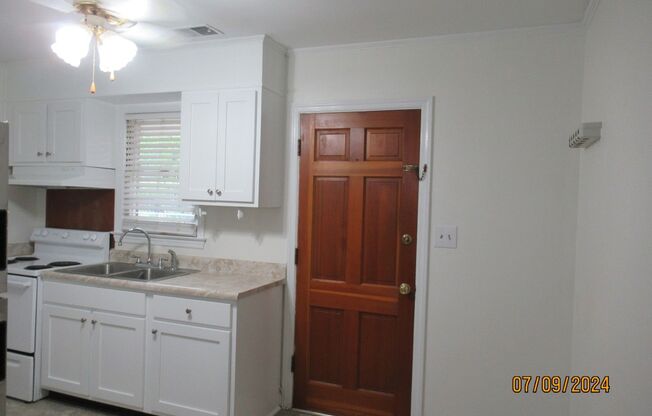 Twin Magnolia-55 & Older- 2 Bedroom, 2 Bathroom Apartment