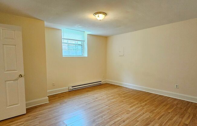 2 beds, 1 bath, 675 sqft, $1,550, Unit 106