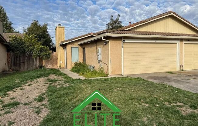 **Charming 3-Bedroom Condo in Fox Creek – Ideal for Comfortable Living**