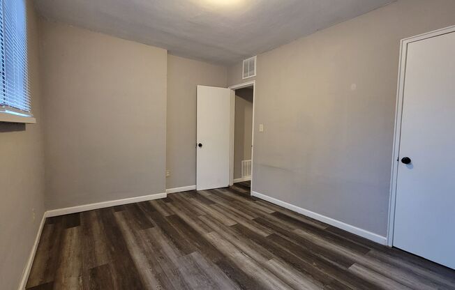 1 bed, 1 bath, 550 sqft, $650, Unit 2