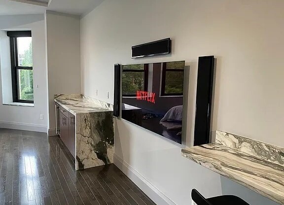 Studio, 1 bath, 590 sqft, $3,650, Unit 417