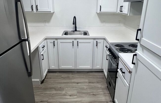 Fira Apartments