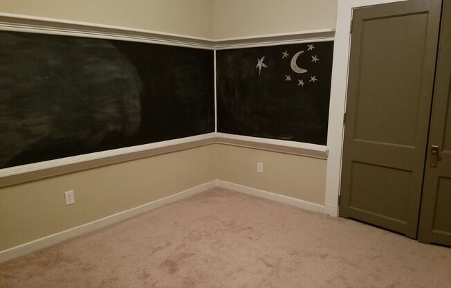 1 bed, 1 bath, 590 sqft, $1,000, Unit Apt 303