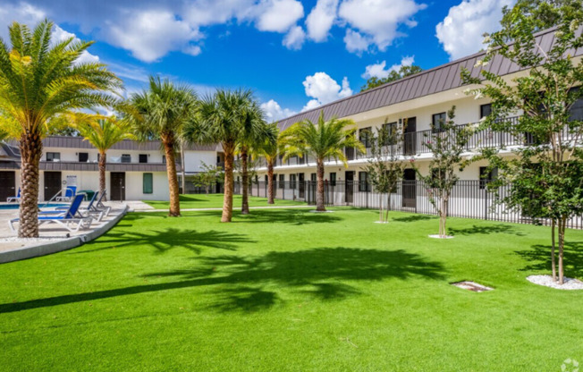 1 bed, 1 bath, 711 sqft, $1,399, Unit 121