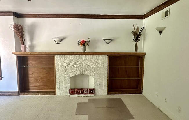 6229 N CLAREMONT
