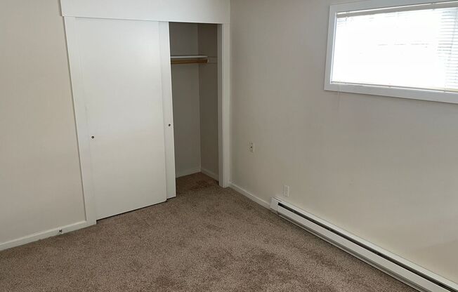 2 beds, 1 bath, $2,150