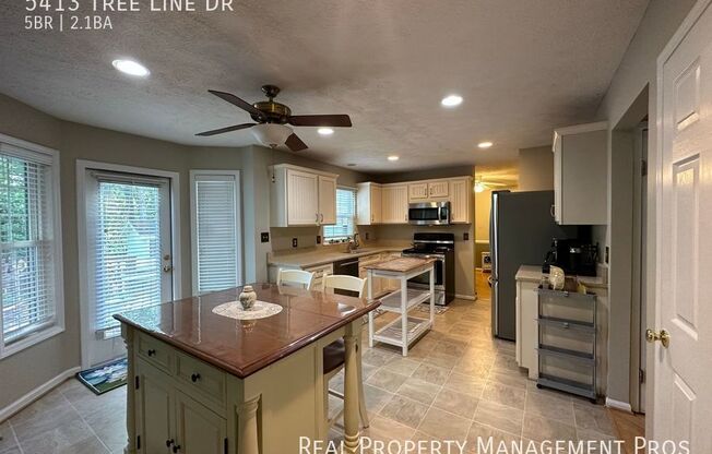5413 TREE LINE DR