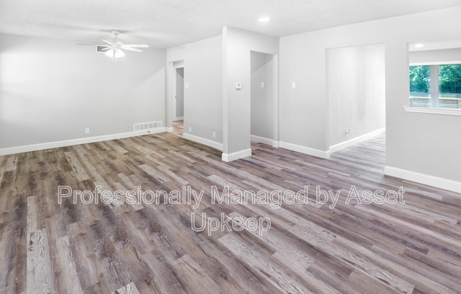 1223 DUMONT DR