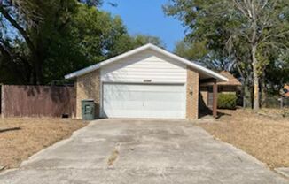 3 beds, 2 baths, $1,400