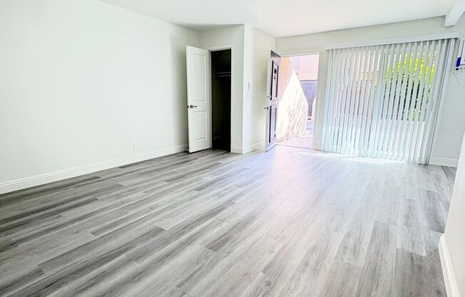 2 beds, 2 baths, 850 sqft, $2,795, Unit Unit 140