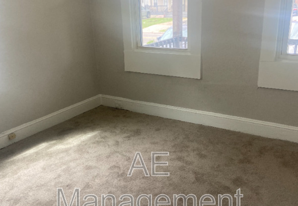 1601 ELM AVE