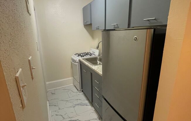 Charming Apartment Units in Charles Village, Baltimore, MD!