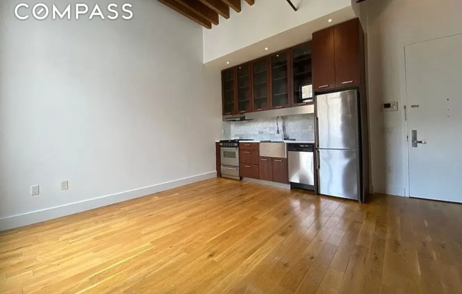139 N 10 ST