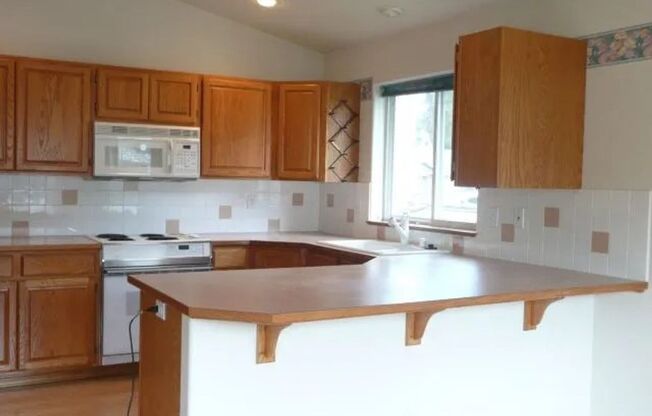 Desirable 3 Bed, 3 Bath Home in Latah Creek – Next to Qualchan Golf Course