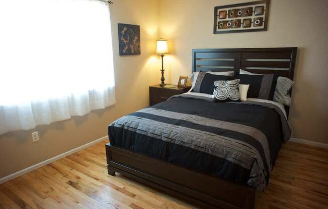 Seaview Apartments
