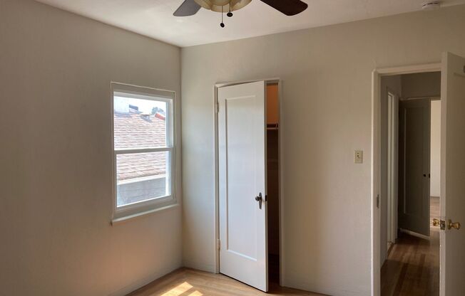 4 beds, 1 bath, $4,350