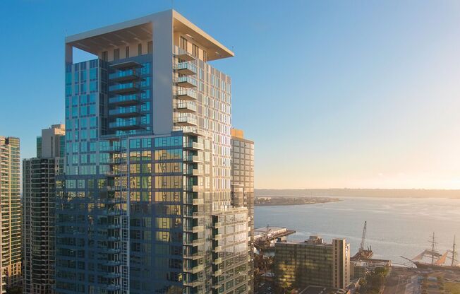 2 beds, 2 baths, $5,300, Unit # 903