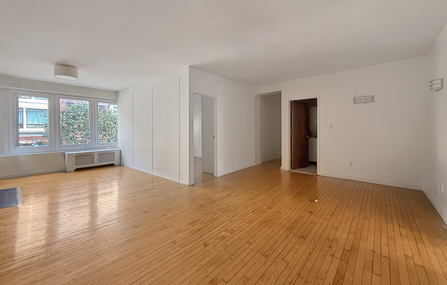453 6 AVE