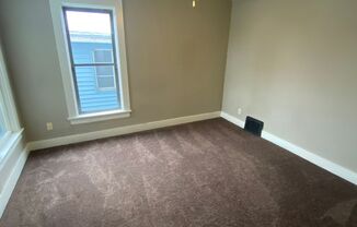 2 beds, 1 bath, $645, Unit 1623 N. Wells #5