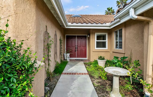 Single-Level 4 Bedroom Home in San Clemente!