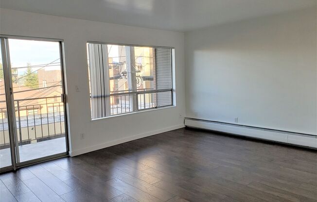 1 bed, 1 bath, 490 sqft, $1,945, Unit 28