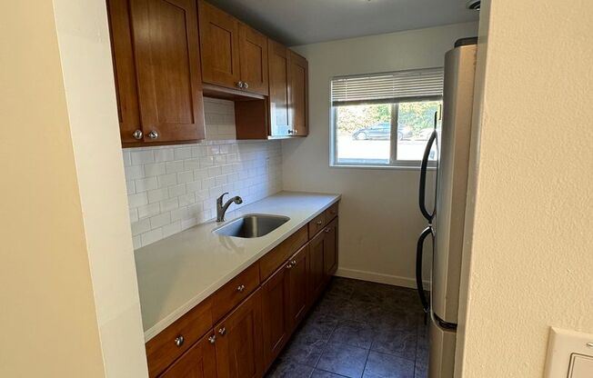 2 beds, 1 bath, $1,895, Unit 1