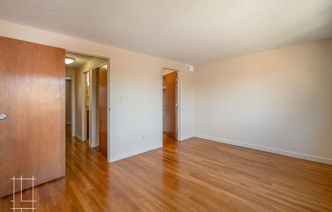 2 beds, 1.5 baths, $1,425, Unit 411 E Buttles Ave Apt. I
