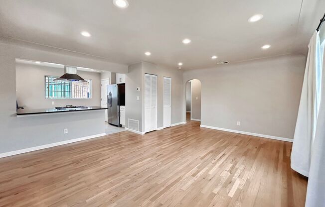 SLOAN'S LAKE: 2-BEDROOM 1 BATH WITH HIGH-END FINISHES