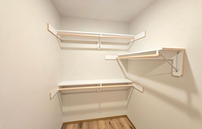 1 bed, 1 bath, 756 sqft, $1,025, Unit 3400 207