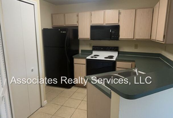 1 bed, 1 bath, $925, Unit Unit 1014