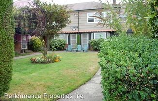 2222 NE Pacific Street #A-M