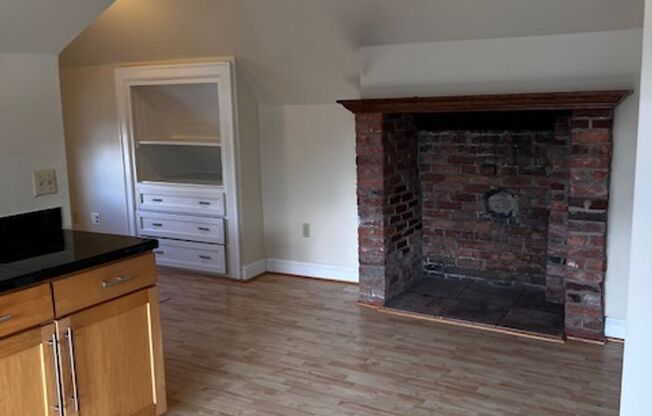 Peterboro & Charlotte Houses