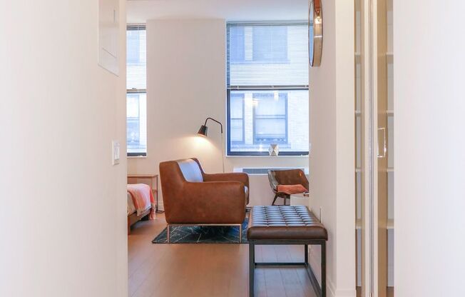 Studio, 1 bath, 560 sqft, $3,945, Unit 1606