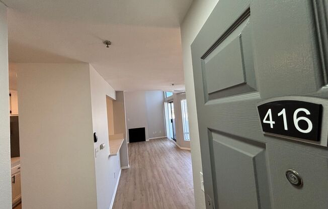 1 bed, 1 bath, 700 sqft, $1,798, Unit 416