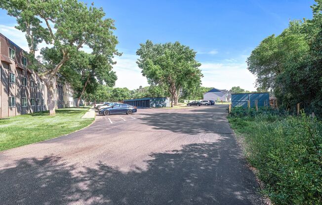 2 beds, 1 bath, 864 sqft, $1,395, Unit 309 - 2402