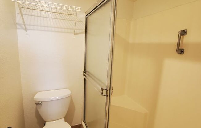 2 beds, 2 baths, $1,350