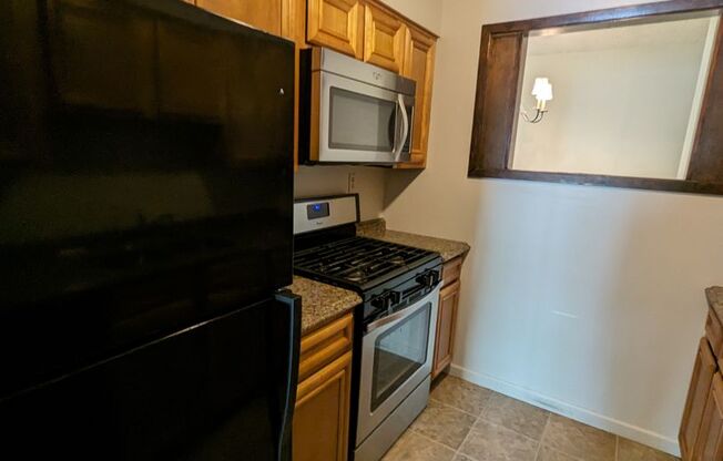 3 beds, 2 baths, $1,975