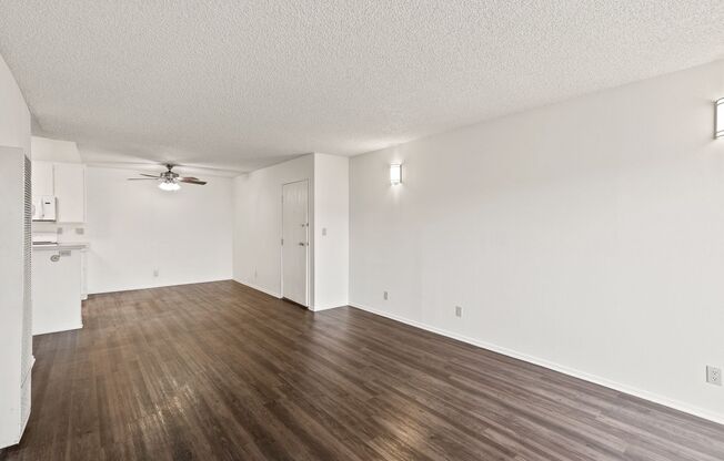 1 bed, 1 bath, 687 sqft, $1,895, Unit 0202