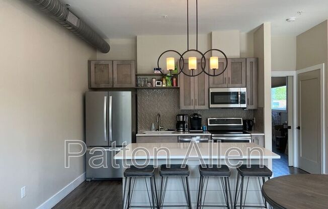 257 HAYWOOD RD