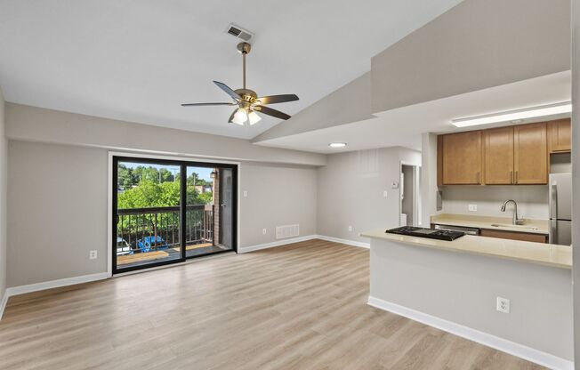 Renovated all new!! - Open Concept. Top Level Condo. Close to BWI, Ft. Meade & NSA.