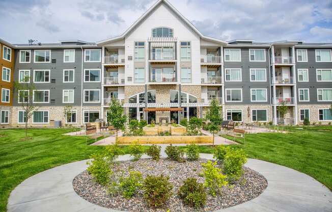 Dominium_Legends of Champlin_Exterior