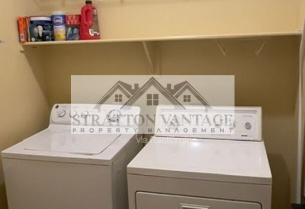 3 beds, 2 baths, 1,480 sqft, $1,800, Unit 2115