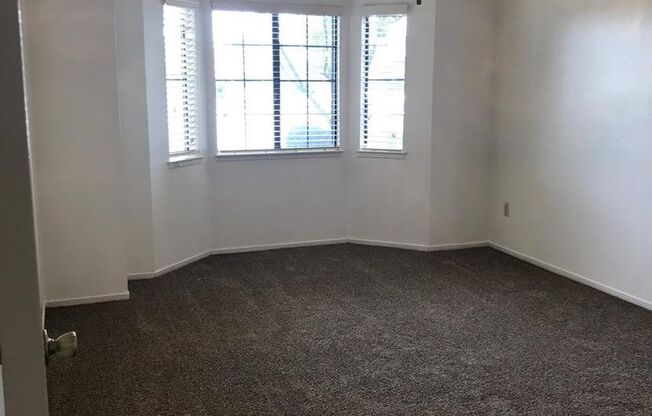 2 beds, 2 baths, 1,010 sqft, $1,695, Unit 6528