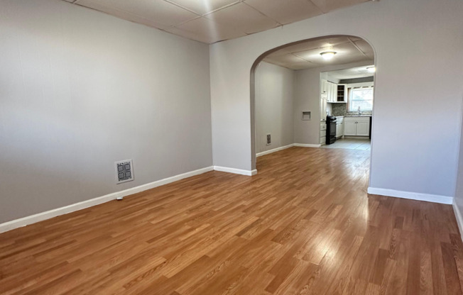 NEW 1Bed/1Bath + den  apartment in Baltimore City