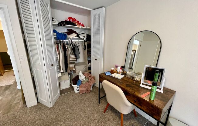 1 bed, 1 bath, $1,095, Unit 204