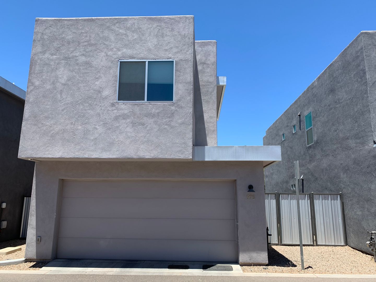 2 bedroom 3 bath