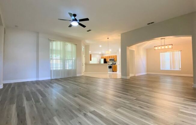 Beautiful 3 Bedroom Home in Ormond Beach!