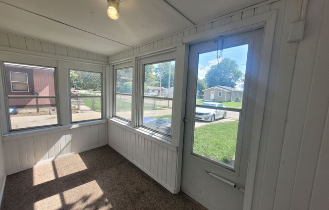 2 Bedroom Home with Fenced Yard and Shed!